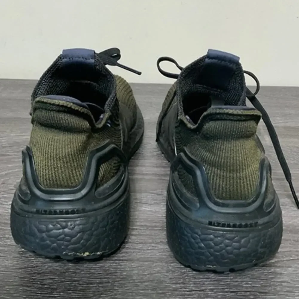 Adidas Ultraboost Olive Green Black Running Athletic Shoes Men’s Size 8.5 USED